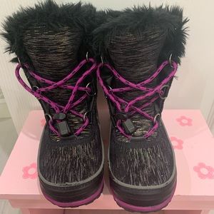 Sorel snow boots girls